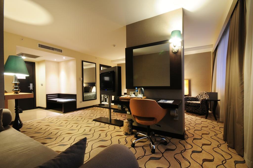 Hotel Dedeman Ankara Habitación foto