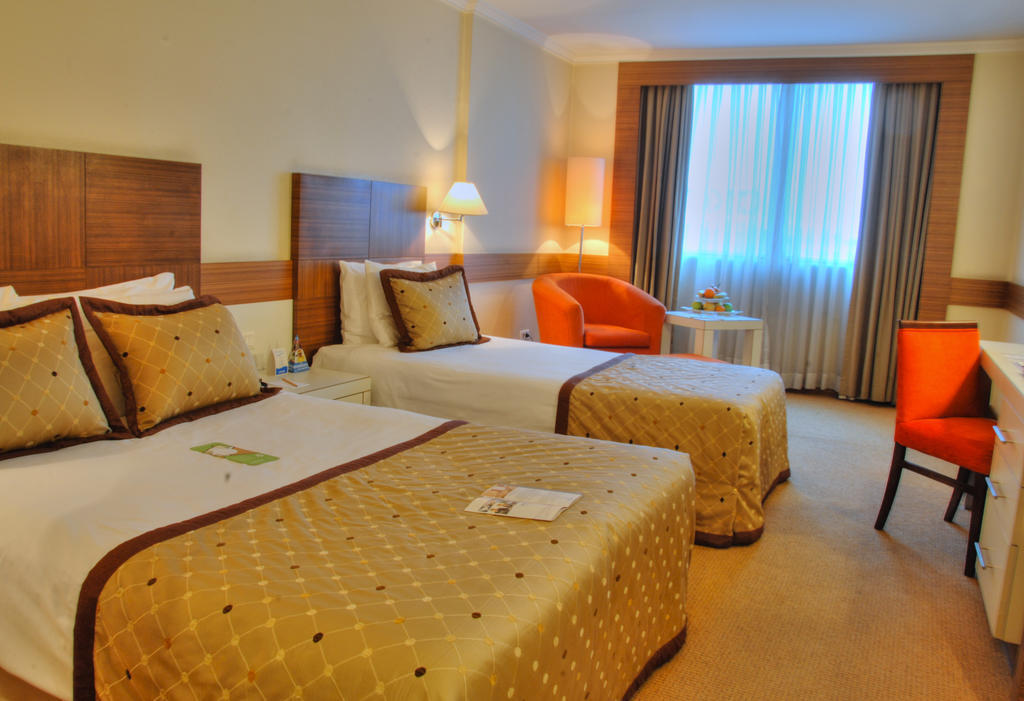 Hotel Dedeman Ankara Habitación foto