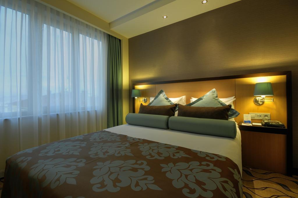 Hotel Dedeman Ankara Habitación foto